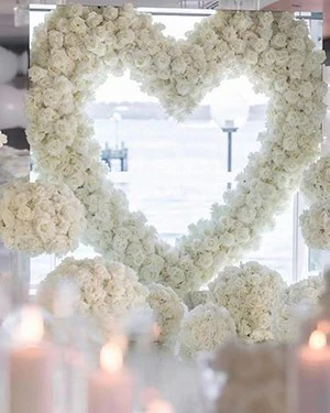 heart shaped flower arch