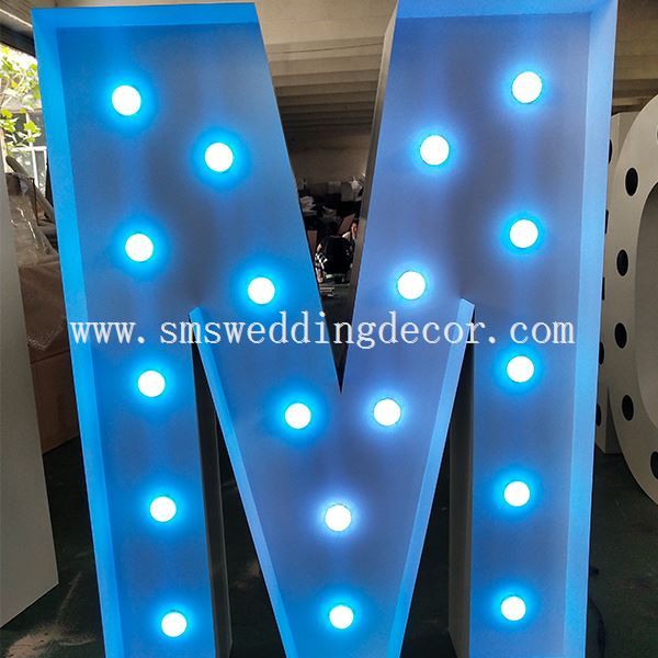 light up letter m