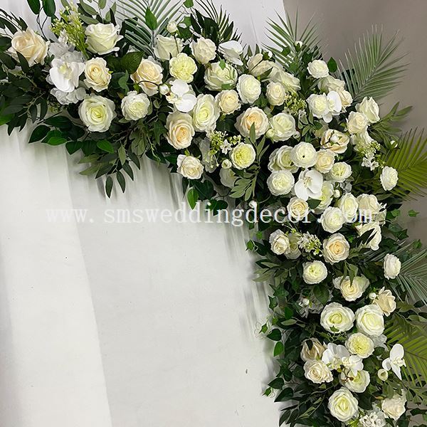 rose arch wedding