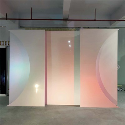 Bijela akrilna zidna pozadina